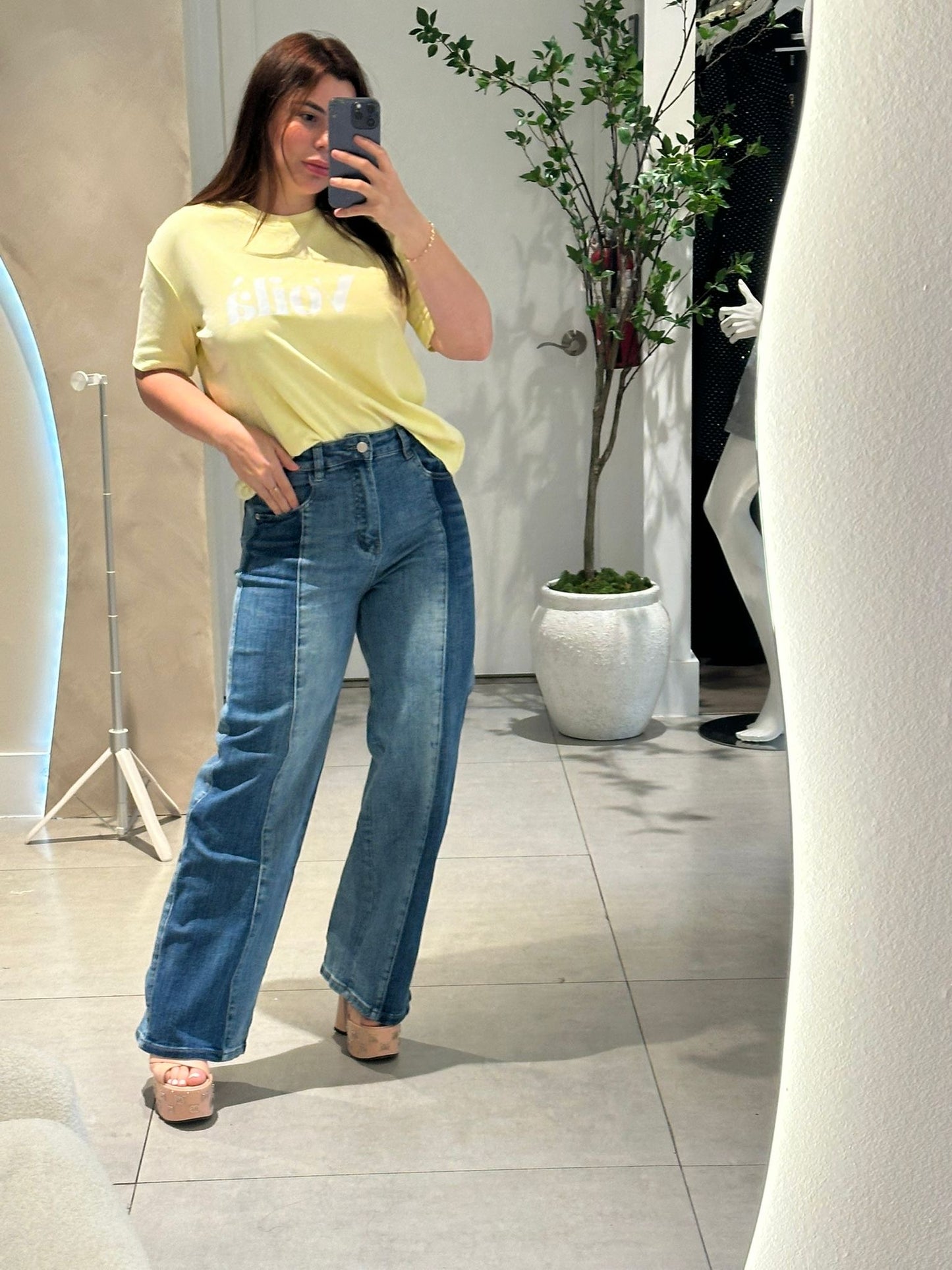 Ivonne Jeans