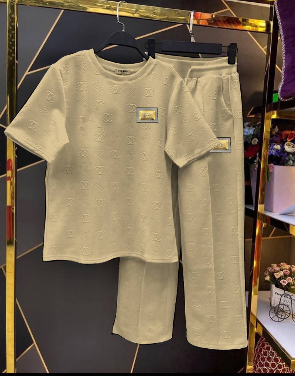 Chanel Comfy set two color