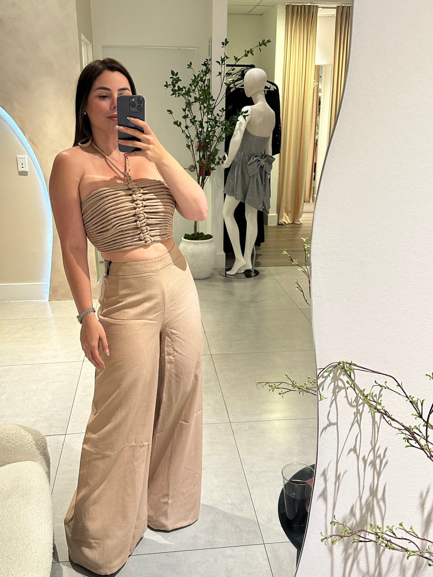 Naila set