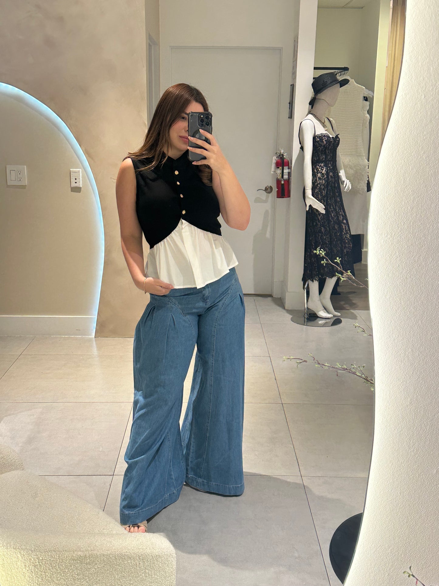 Eclipse top