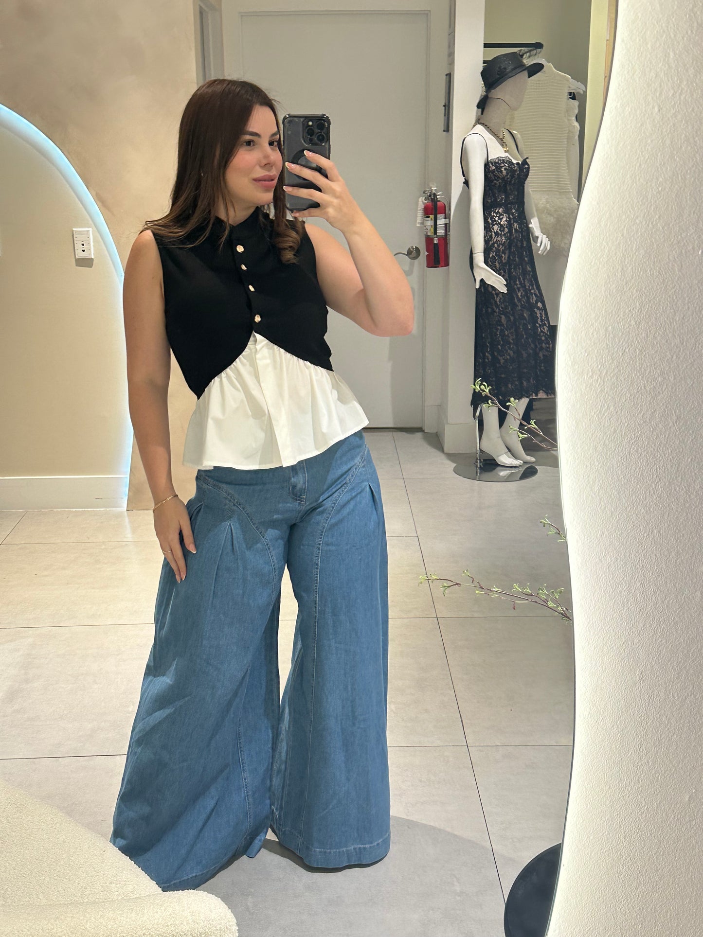 Eclipse top