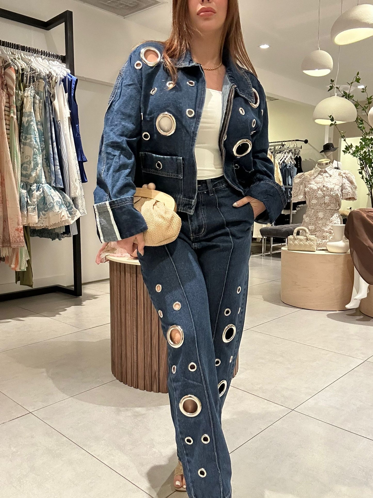 Aro Jeans