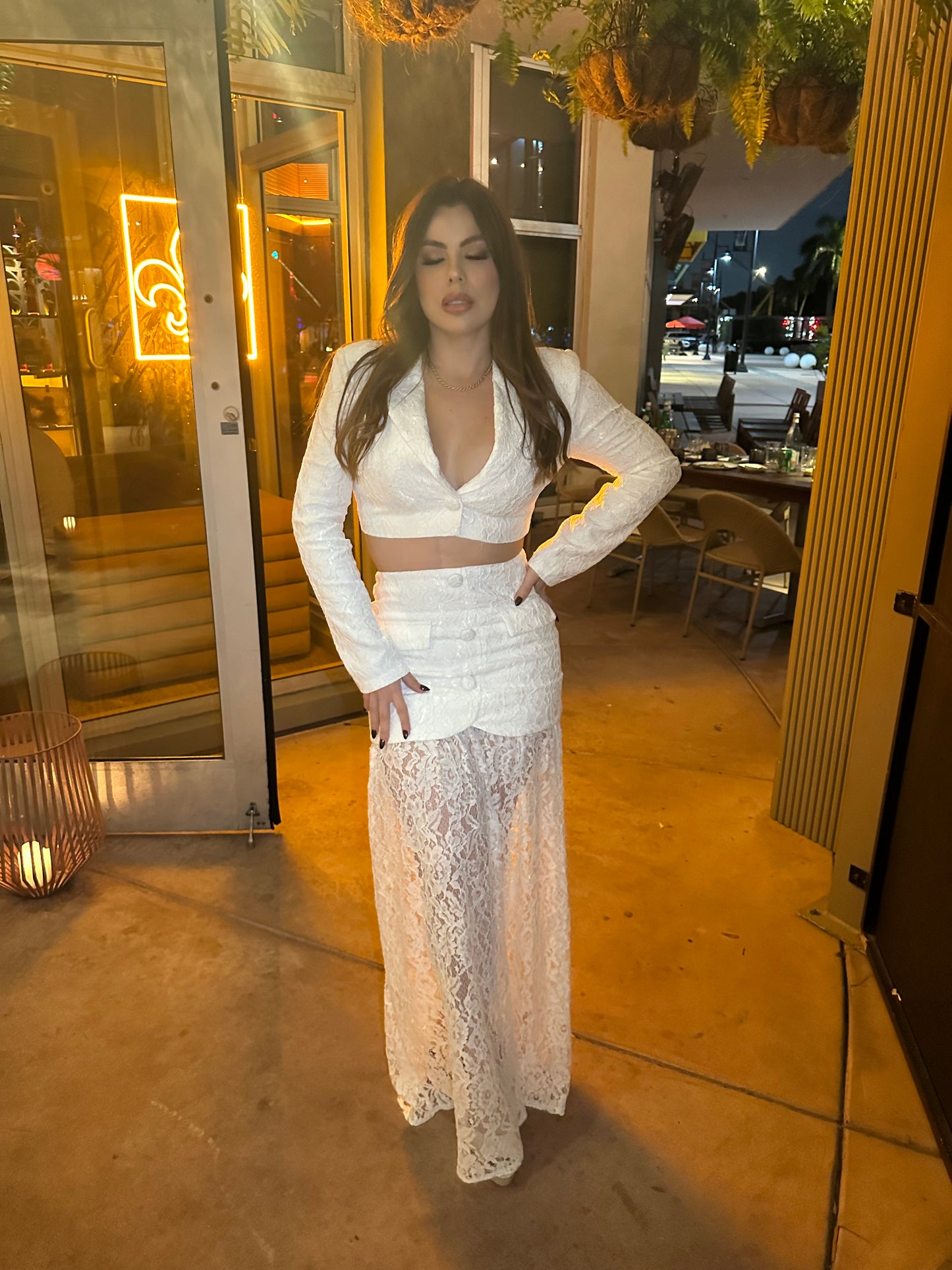 White alana set