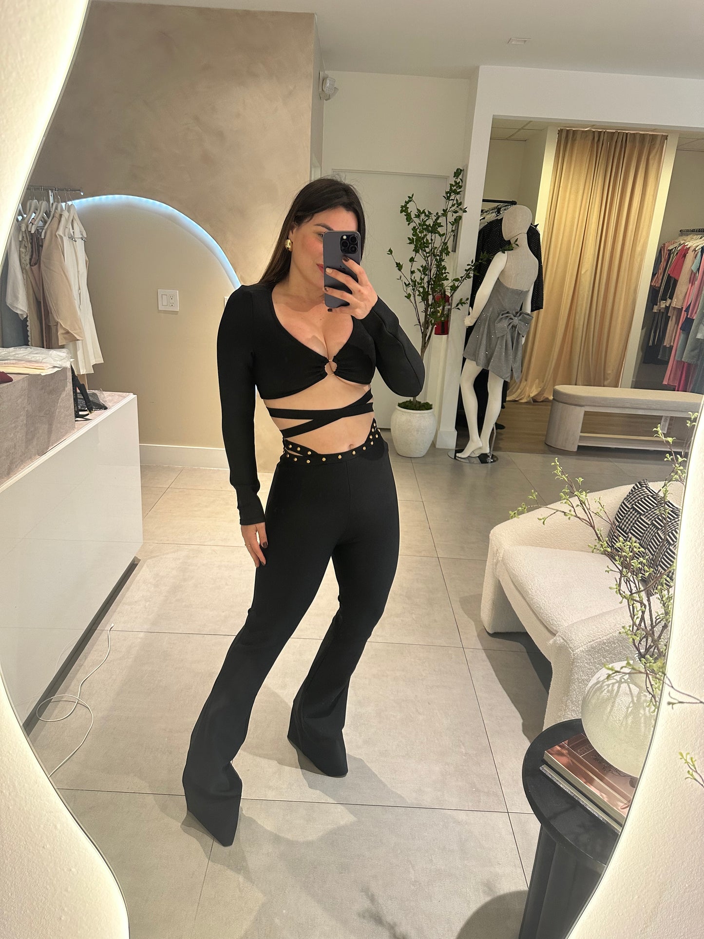 Gina Black set