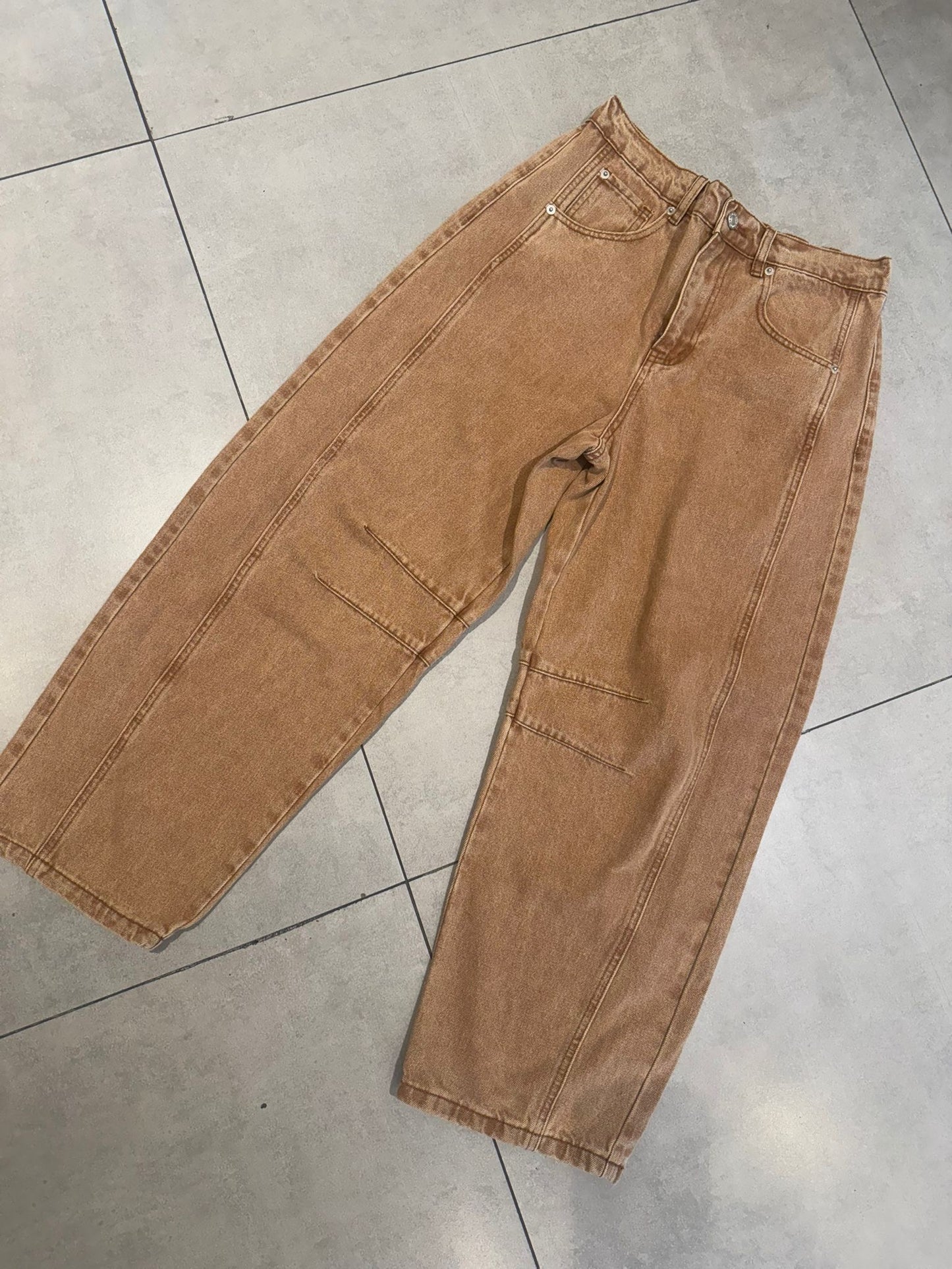 Brown barrels jeans