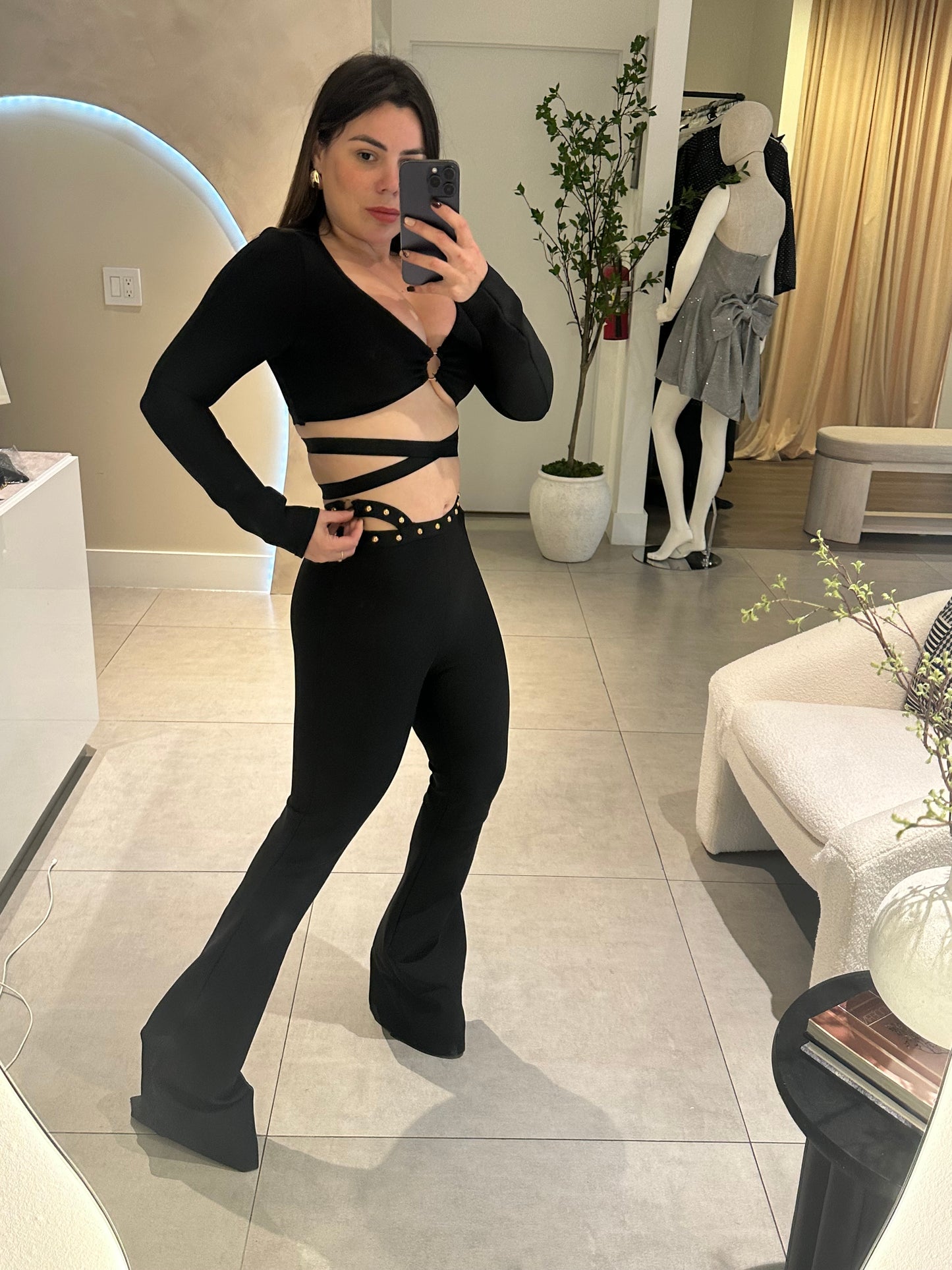 Gina Black set