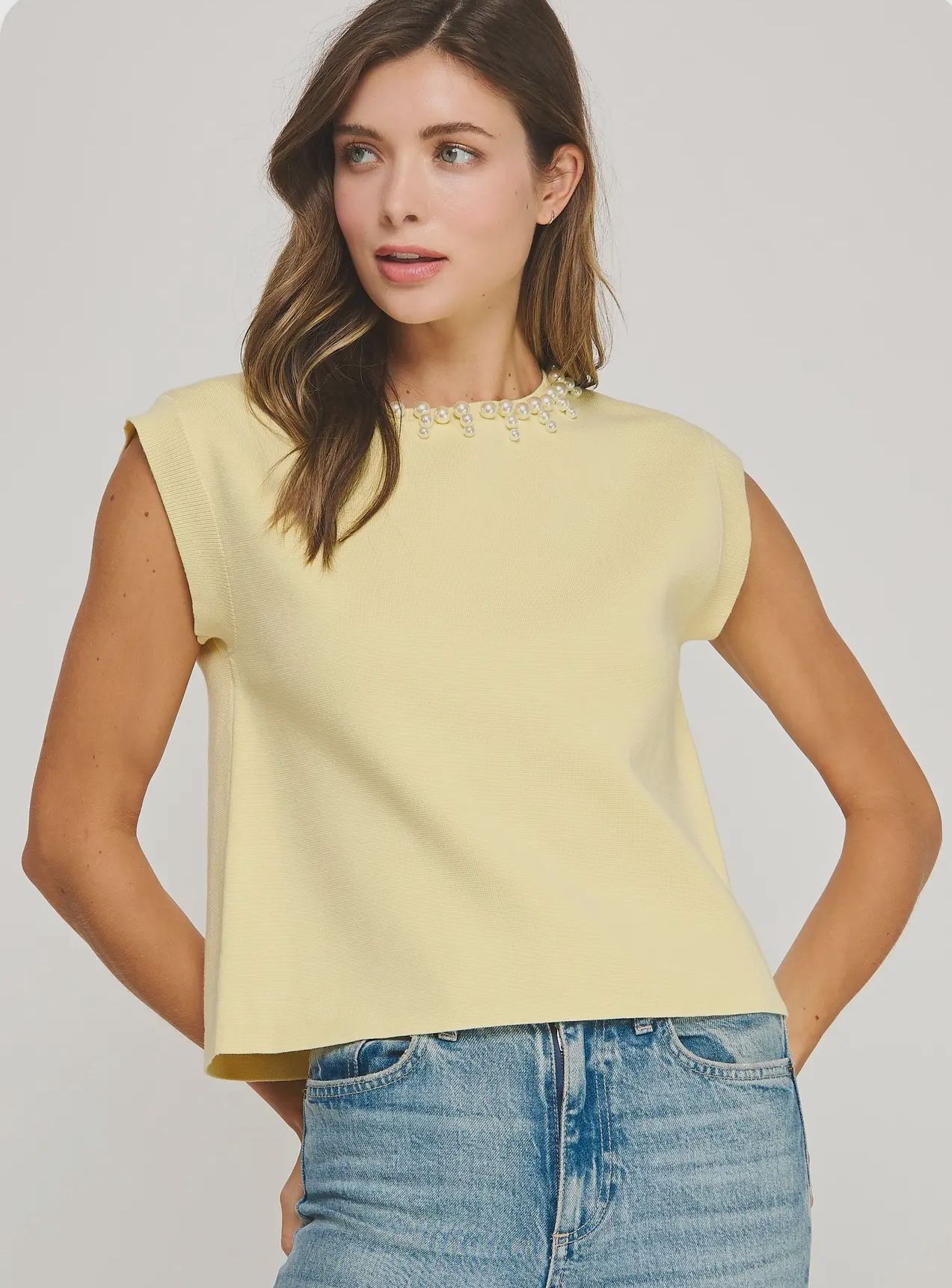 Moni top