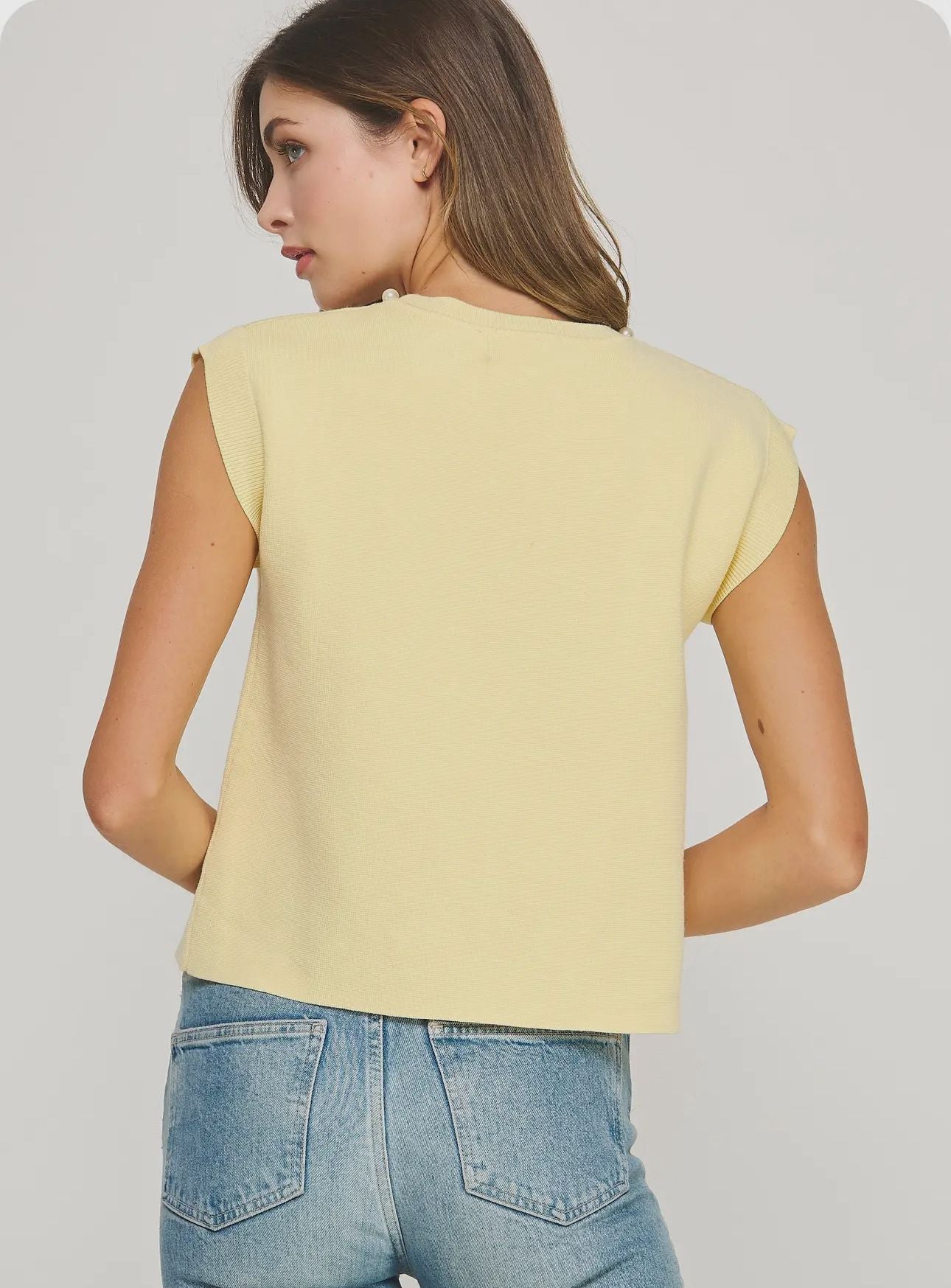 Moni top