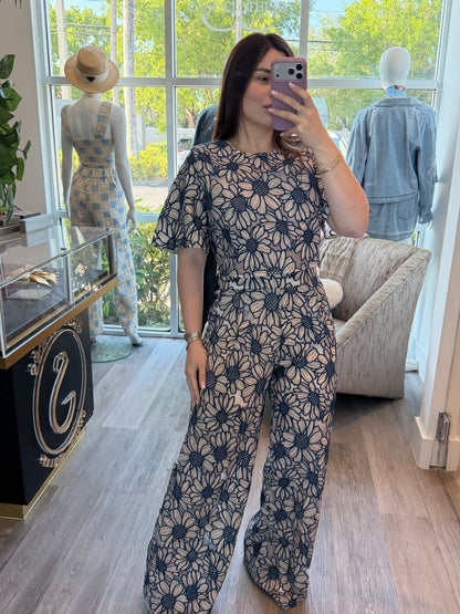 Embroidery navy set