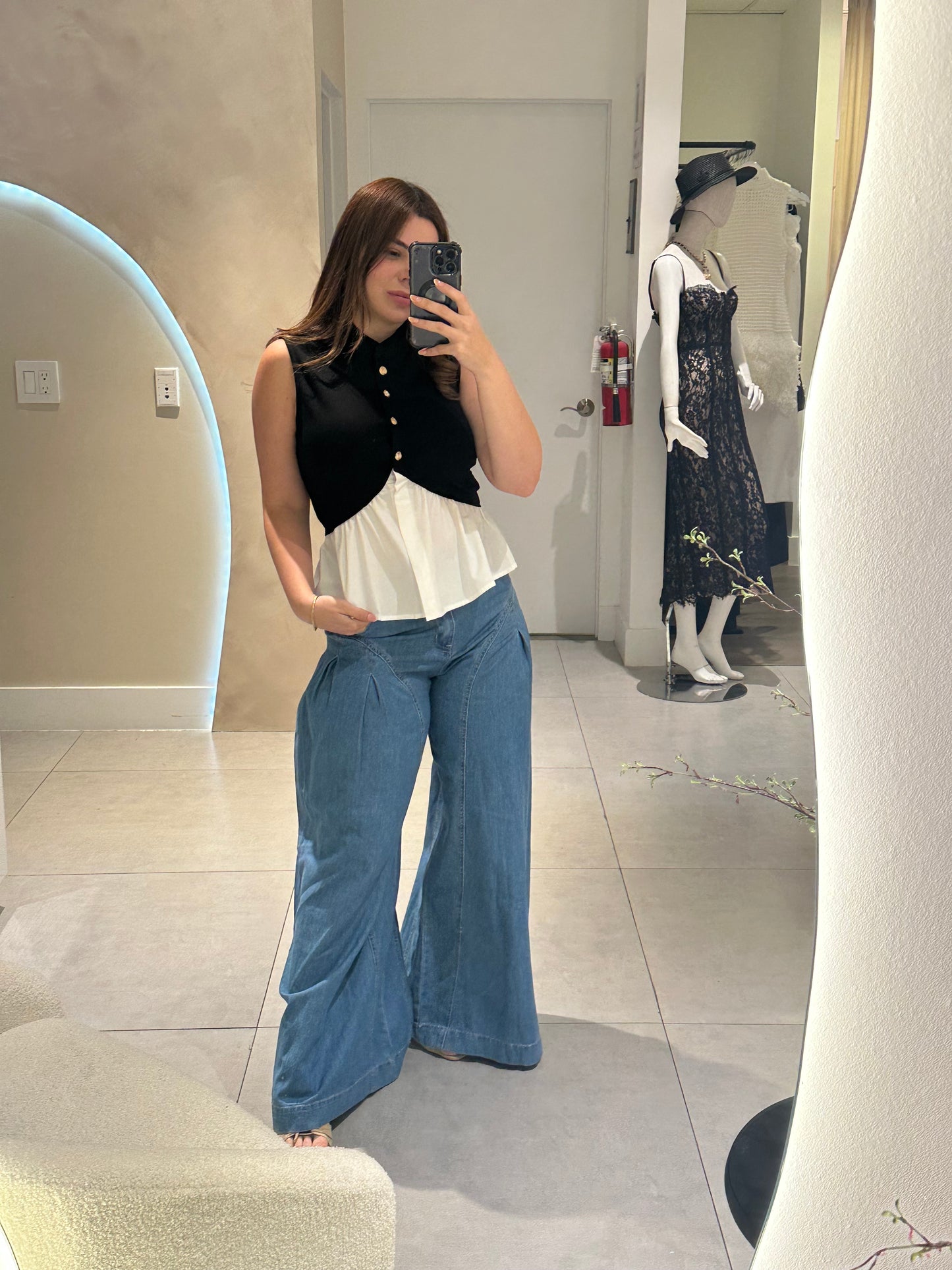 Eclipse top