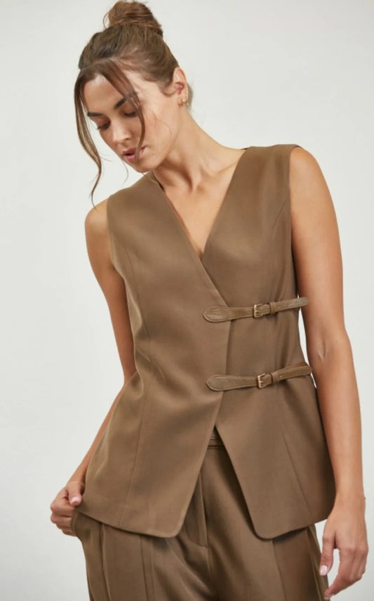 Lena Brown set