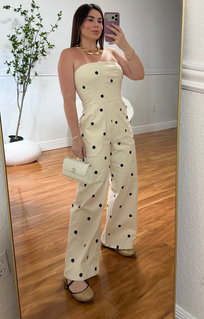 Enterizo white polka dots
