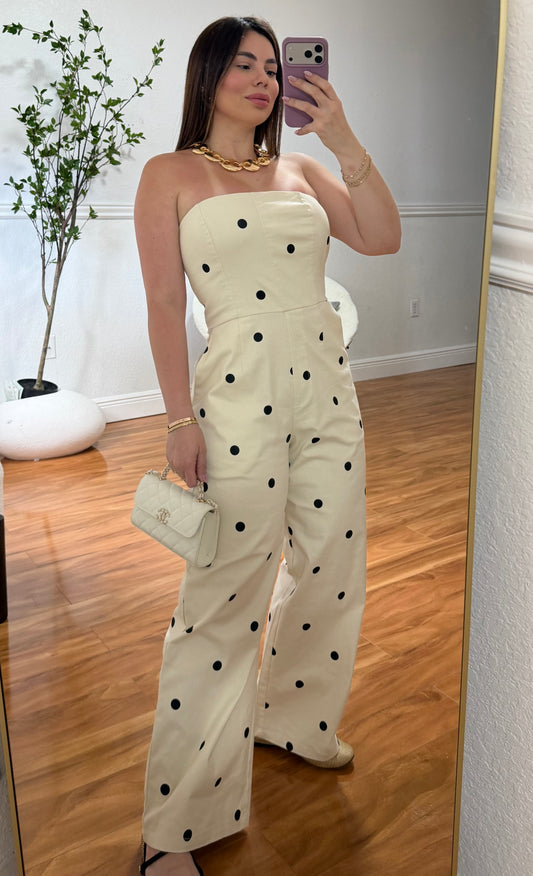 Enterizo white polka dots