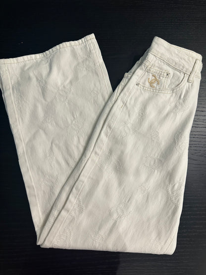 Jeans channel