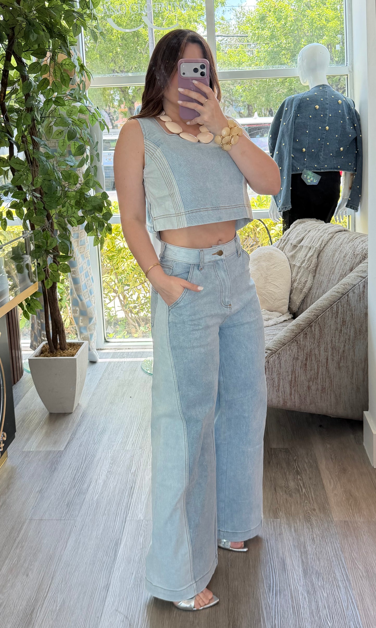 Nohelian set