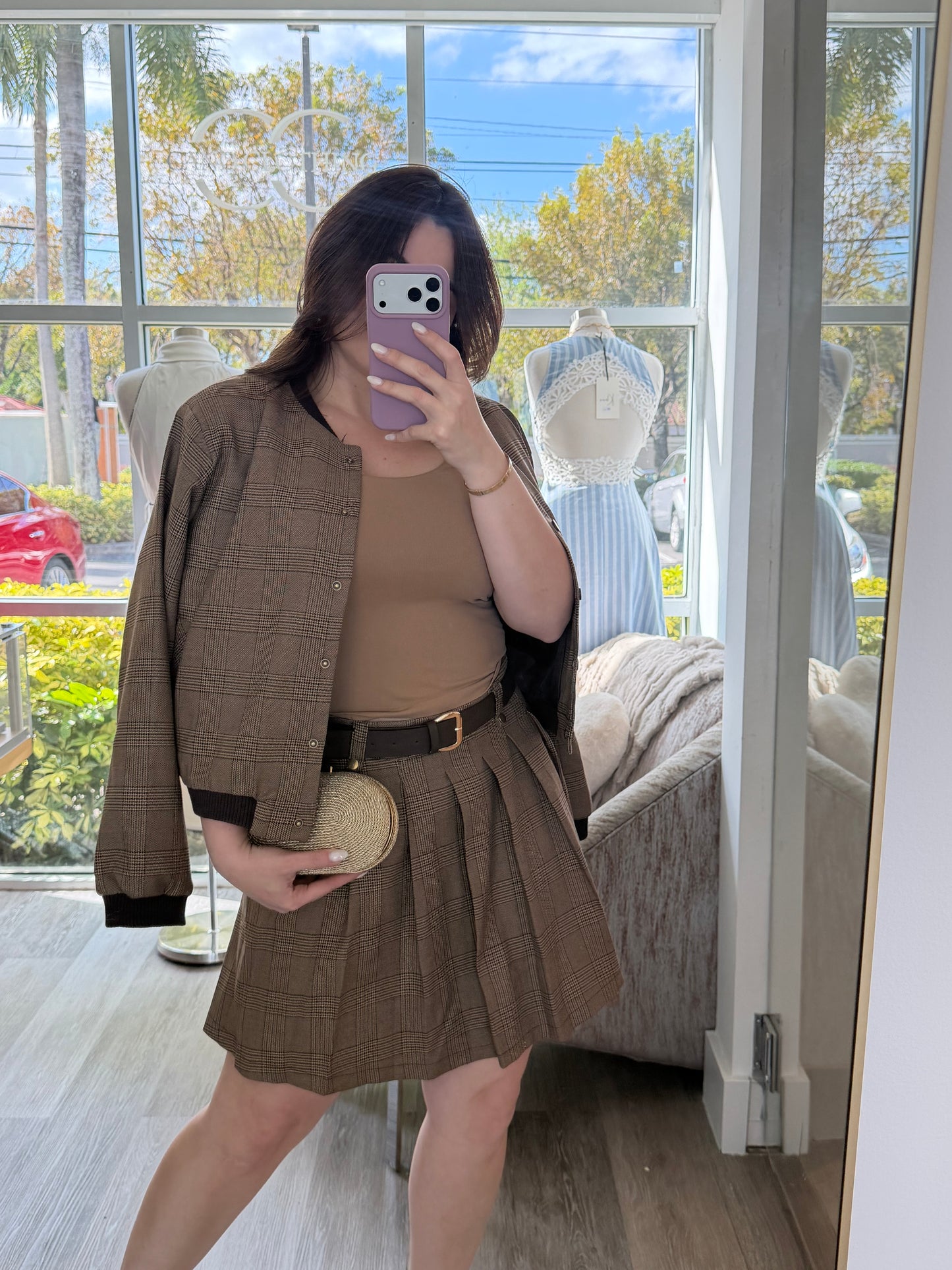 Danielle set