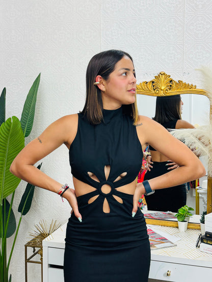 Maholi Dress in black!