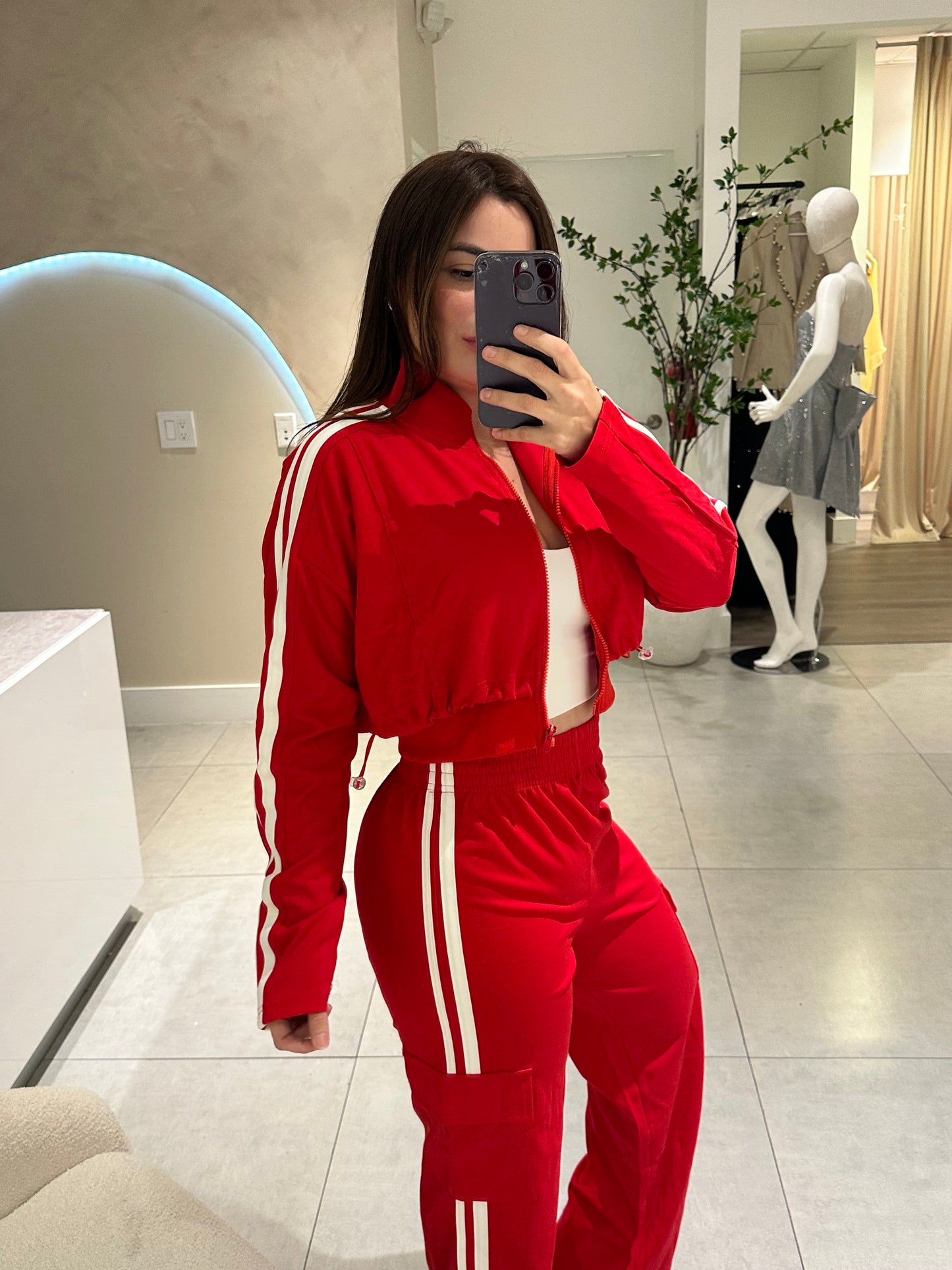 Amelia set