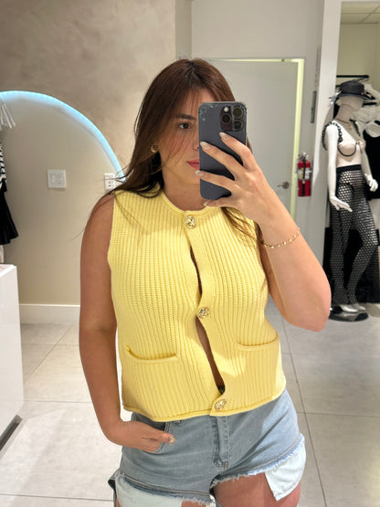 VEST AMARILLO