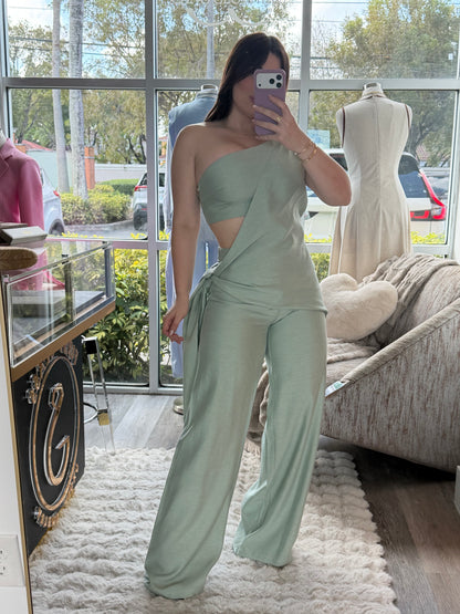 Carlota set