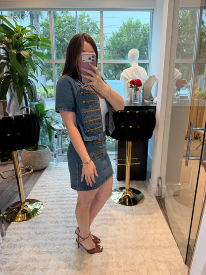 Napoleon skort set