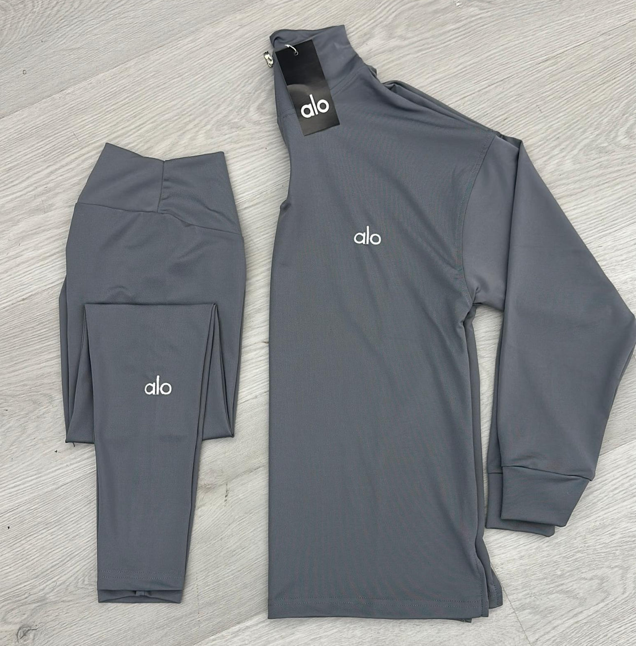Alo set