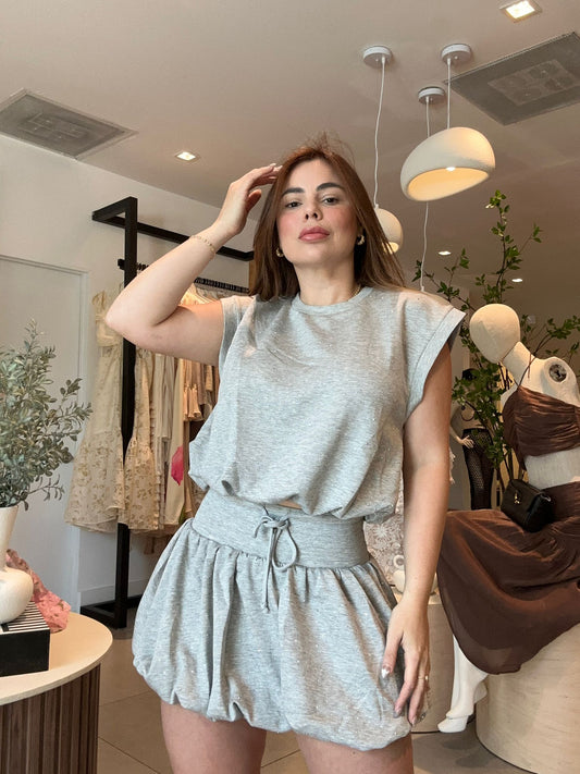 Light gray set
