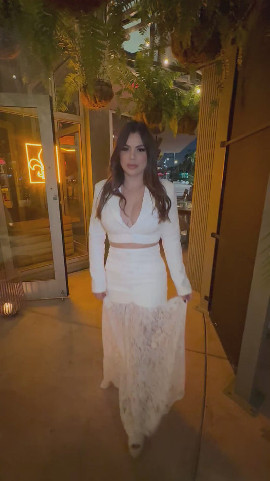 White alana set
